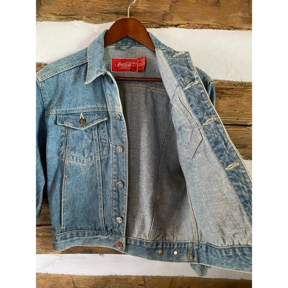 COCA COLA VINTAGE jean jacket size small 80s/90s lightwash denim - Picture 8 of 14